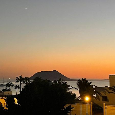 Alojamiento Playa Centro Corralejo 17 Екстериор снимка